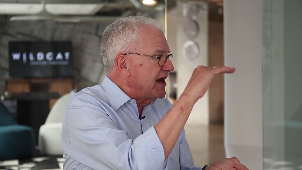 What's the idea behind Traversing the Traction Gap