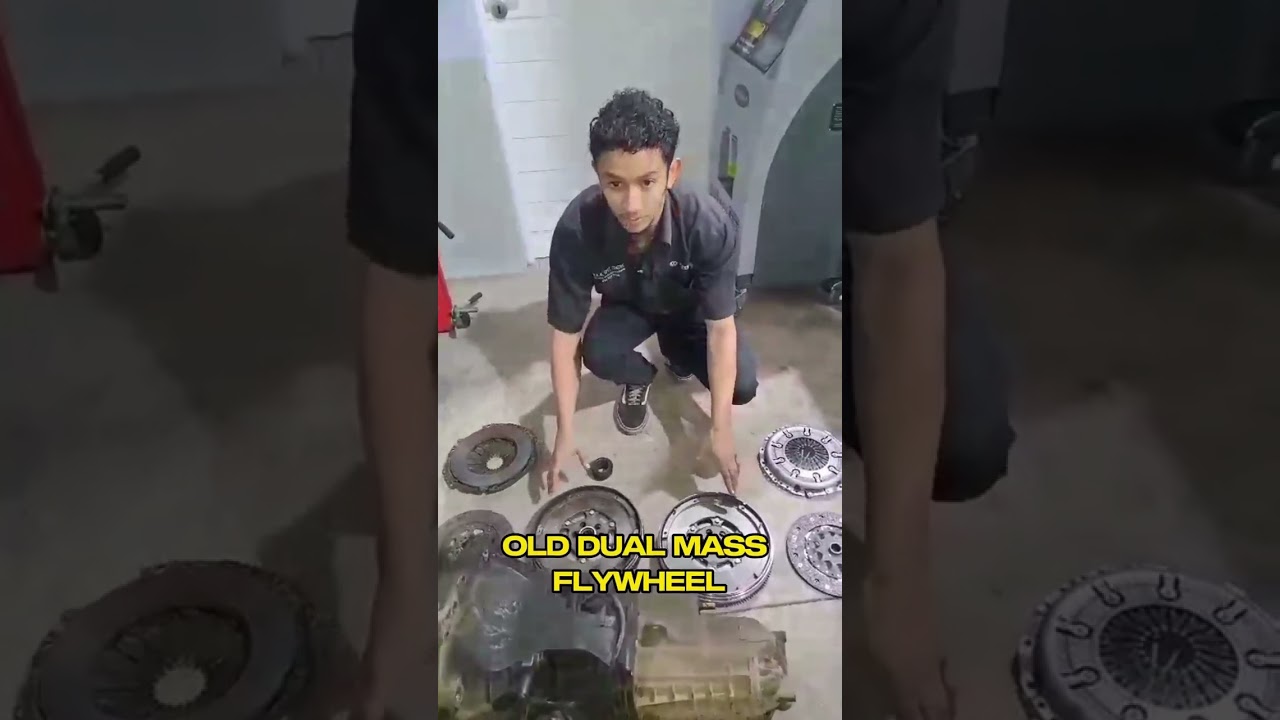 🔧 Inside the Audi A4: Understanding Clutch & Flywheel Mechanics! 🚗