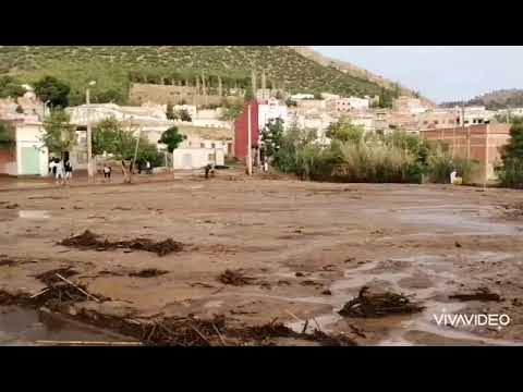 مخلفات السيول الأخيرة على بولمان