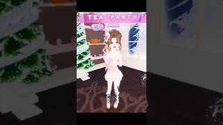 it is blury but like plz and sub🍭✊😸📷