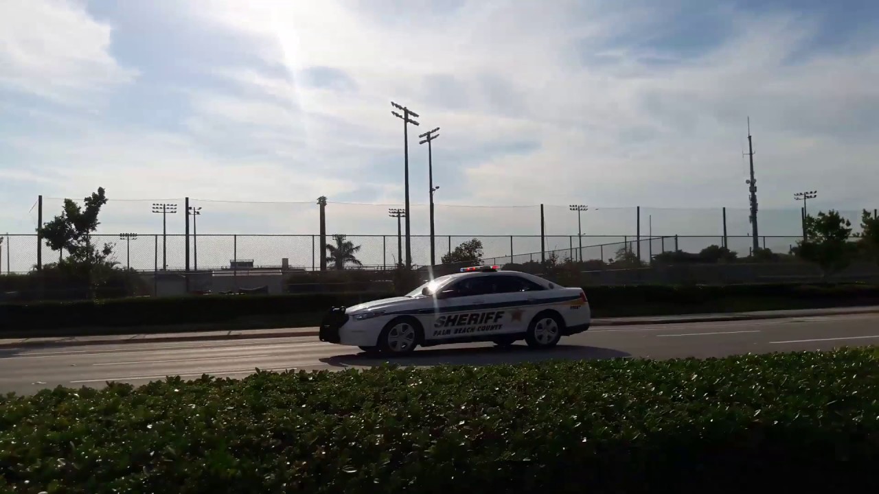 PALM BEACH COUNTY SHERIFFS OFFICE RESPONDING CODE 3!!! - YouTube
