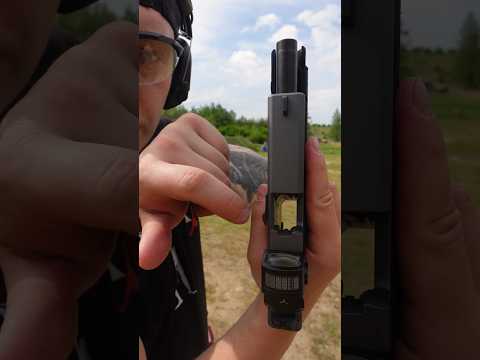 Wideo: Jak strzelać z pistoletu: 13 kroków (ze zdjęciami)