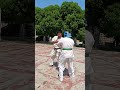 Fadli vs Senpai Pardi..belajar teknik Kumite...