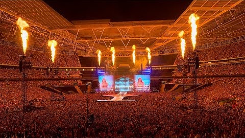 Bad Blood - Taylor Swift Live At The Eras Tour Wembley (London) 4K
