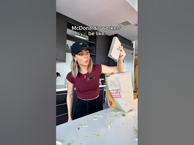 McDonald’s workers be like 😂 og: @RoryEliza