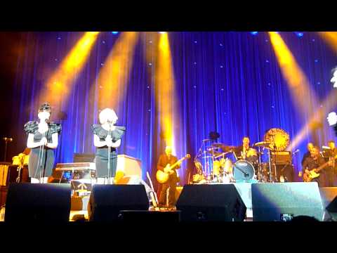 COMMITMENTS REUNION - Jimmy Rabbitte Opens the Show.MOV