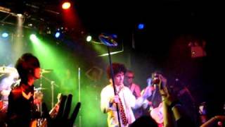 Foxboro Hot Tubs - Intro to Alligator @ Don Hill&#39;s, NYC [April 23, 2010]