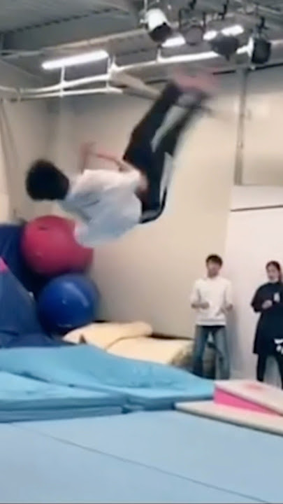 WORLDS FIRST- DOUBLE FULL DLEG DOUBLE TWIST- Shosei Iwamoto (@shosei_iwamoto) #tricking #worldsfirst