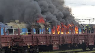 Druhý požár vlaku na dolním nádraží v Brně, začala hořet hlava jednotky 560 (19. 4. 2023)