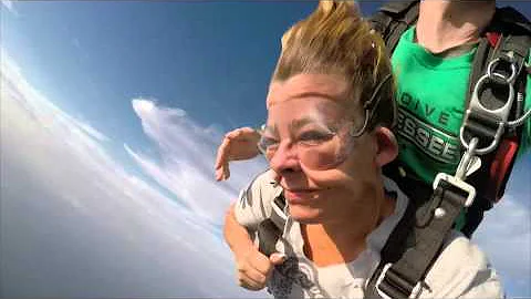 Skydive Tennessee Vicky frizzell