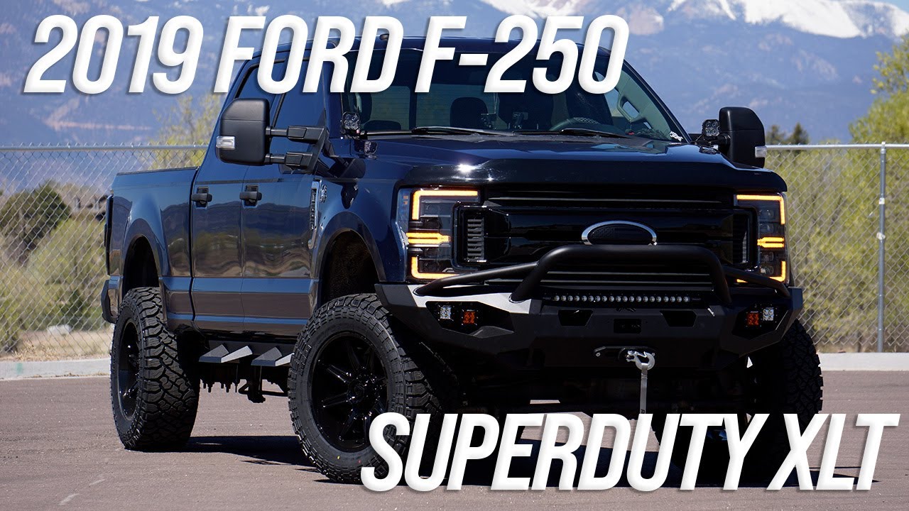 2019 F-250, Cognito Level, and Fab Fours Bumpers