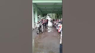 Anak Rx king dihukum dorong motor sama TNI