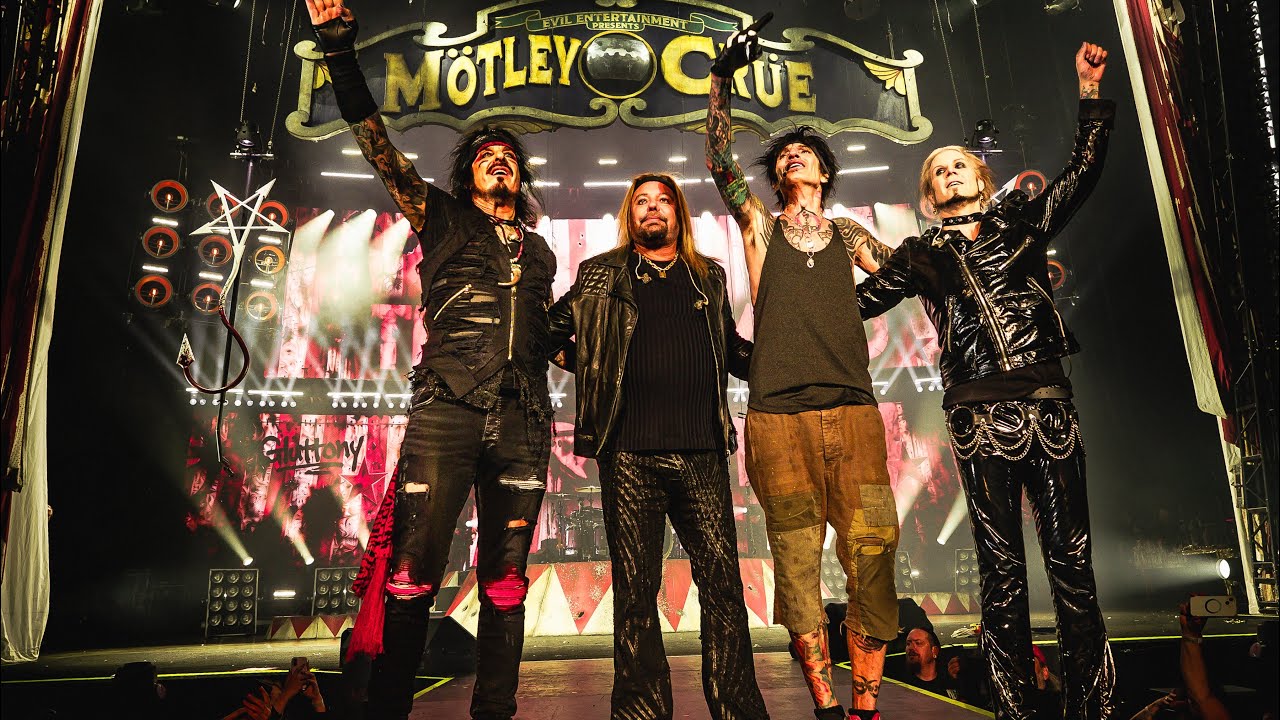 Mötley Crüe - Return of the Carnival of Sins - Toronto, ON - July