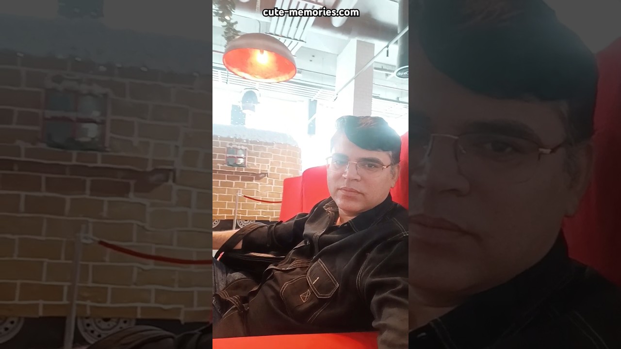 Radisson RED ♥️ Hotel - waiting Hall Dubai 🇦🇪