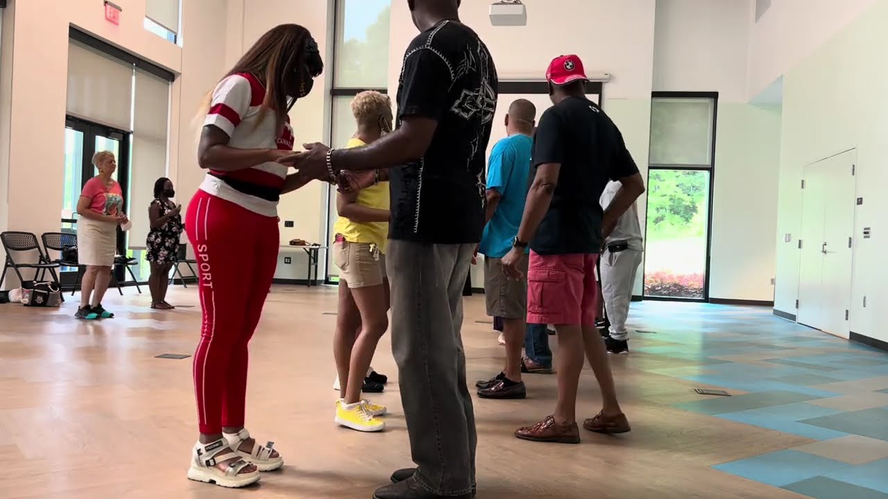 Практика танца Swing Out