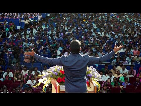 சீமான்... சீமான்... அடங்காத மாணவர்களின் ஆர்ப்பரிப்பு | அரங்கம் முழுவதும் பறந்த விசில் சத்தம் | SRM