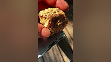 Ancient projectile point with #prehistoricreflectedholographicshadowart @Muggaspaleo vid 2