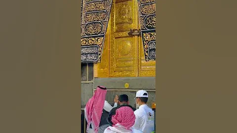 Beautiful moment in Kaaba | Anta Nurul lahi fajran | #naatstatus #arabicnasheed #shortsviral