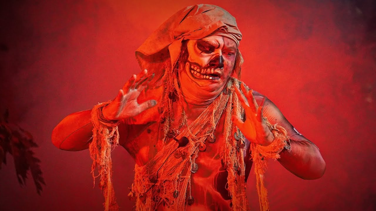 Calonarang  Bangke Maong Ring Pura Dalem Tegal  Tamu Batubulan Gianyar. 