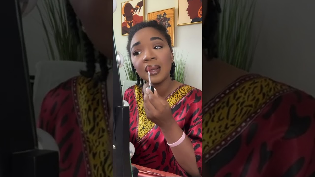 Best Affordable Makeup| Elf Cosmetics Lip Plumping Gloss Review| 