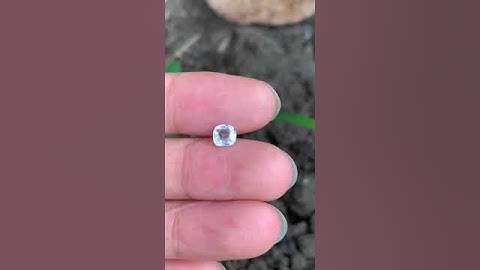 Saphire trắng 0.7ct sáng đẹp #gem #ruby #daquy
