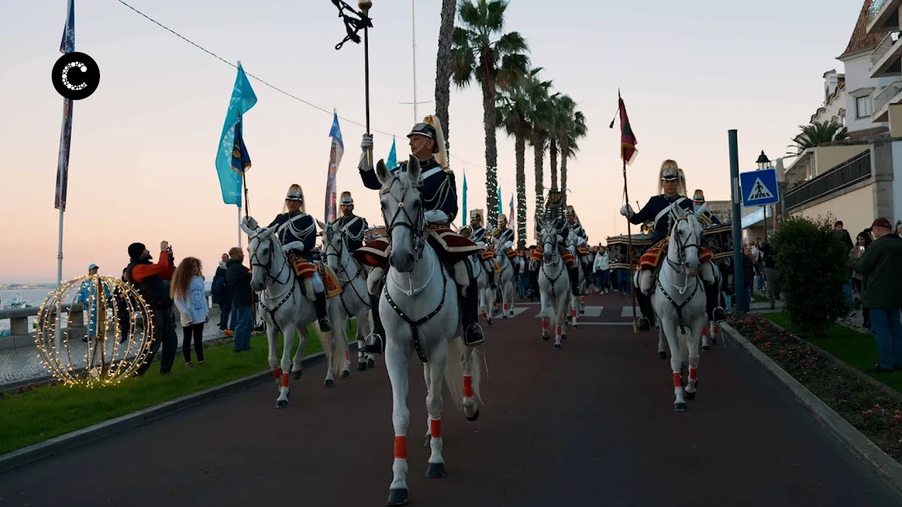 Charanga da GNR desfila na Baía de Cascais