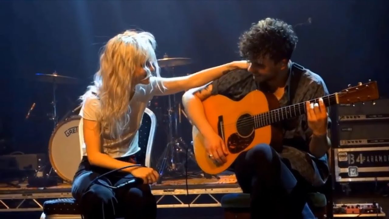 Hayley Williams and Taylor York (Paramore) | Funny & Cute Moments