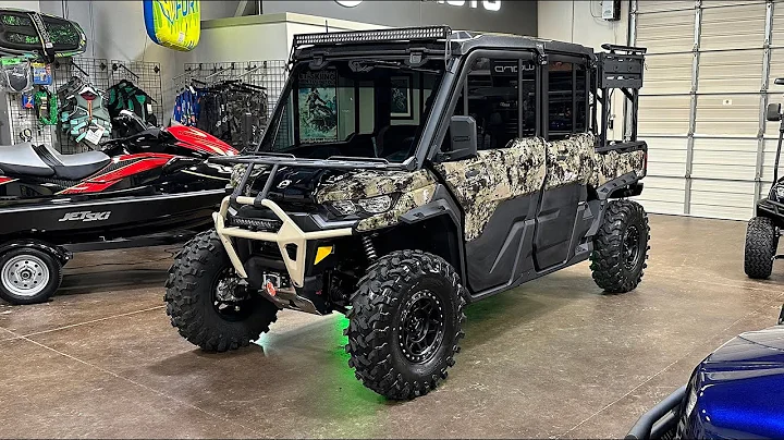 Can-Am Defender Limited HD10 Custom