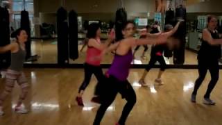 Hello everyone! here is another fun routine, inspired by amazing
instructors! it's super easy to follow, and i hope you'll like it!
don't own the music use...