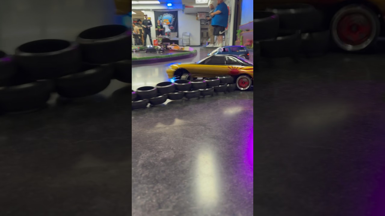 Crashing Into The Tire Wall!! Epic Tandem Train!! 