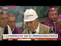 Homenaje de &quot;Los 33&quot; mineros rescatados a expresidente Piñera