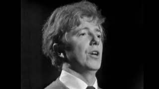 Play video: Bob Davenport - The Shoals Of Herring (1963)