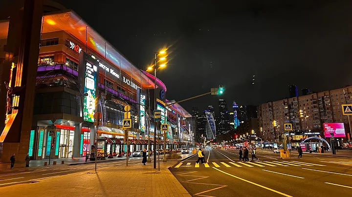 Прогулка по новогодней Москве