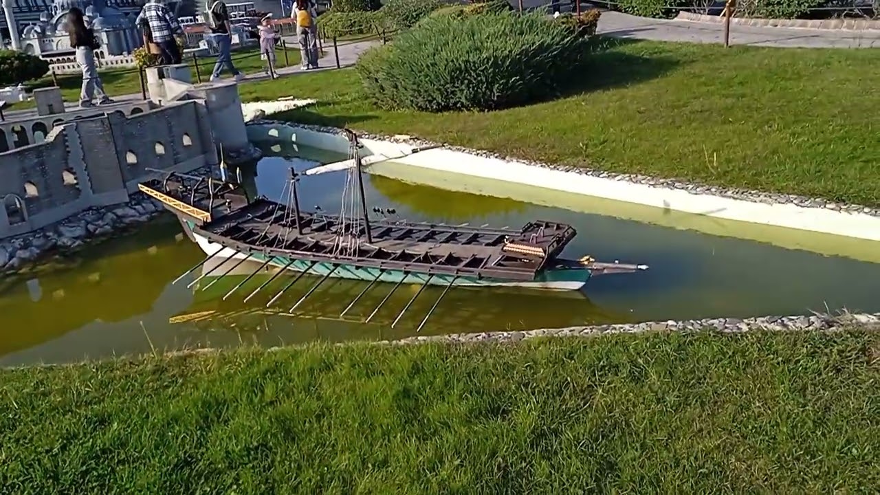 422 - İSTANBULDA MİNİATÜRK  PARKI MUTLAKA GÖRMEK LAZIM 