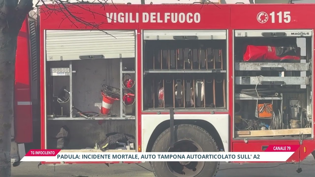 Padula: incidente mortale, auto tampona un Tir nei pressi dello svincolo della A2