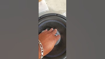 New Rockville k5 2ohm subwoofers, one came defective.