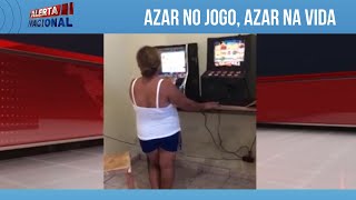 AZAR NO JOGO: Mulher é hipnotizada por caça-níquel screenshot 4