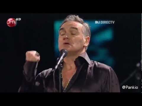 Morrissey - I'm Throwing My Arms Around Paris - Viña 2012