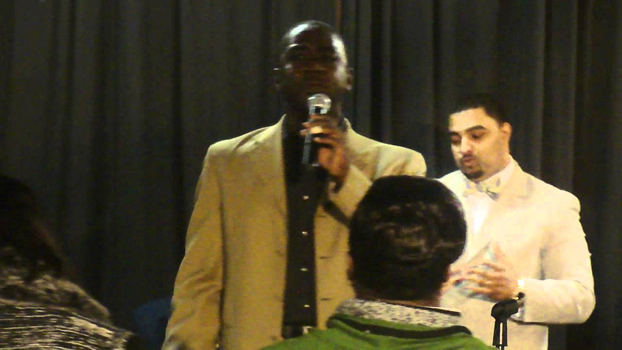 Kendrick Kimble Singing "Move In The Room With The Lord".MP4