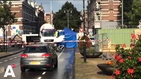 Vrouw overleden na aanrijding Bilderdijkstraat