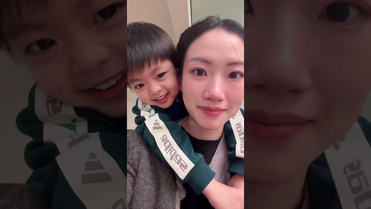 Lewen宝宝听到解释后才放心自己的零食玩具不会被偷掉；吃了美味的海底捞回家睡午觉后，mier做晚饭乐文把肉肉都吃光啦！又和潘爸斗气但是过一会又吃起了蔓越莓，乐文和潘爸都被酸得不行好搞笑！