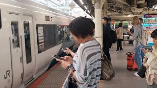 E257系2000番台オオNA-07編成横浜駅発車