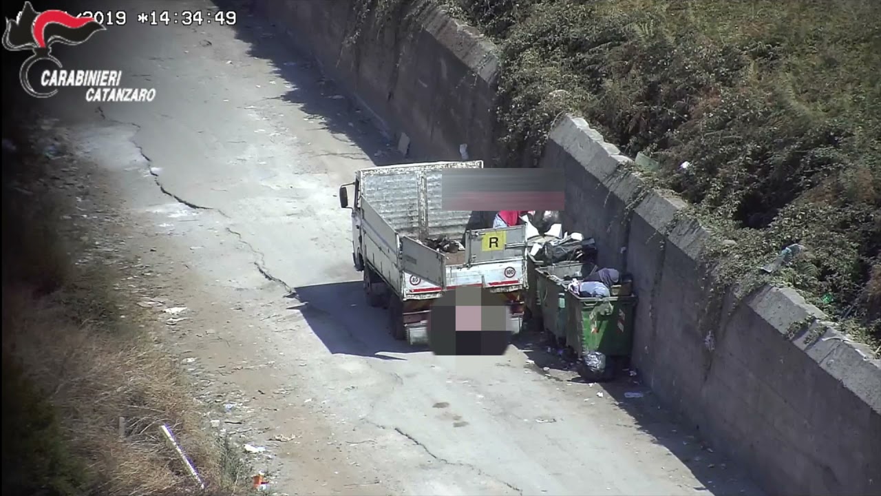 Operazione Quarta Chiave - Carabinieri scoprono traffico di rifiuti nel campo rom di Scordovillo