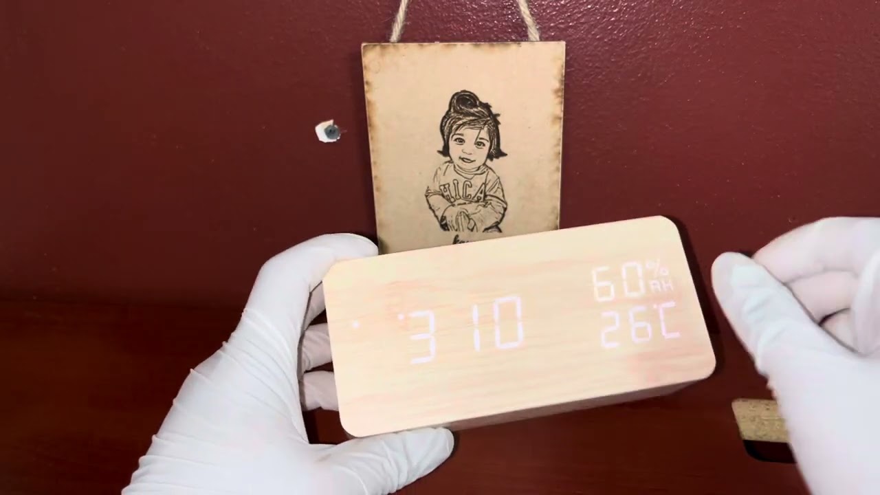 Set up process “Wooden Alarm Clock” by TheCarvedCollective. - Keep subtitles ON for instructions.