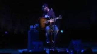 Video thumbnail of "Aaron Lewis - Staind - Fill Me Up - Mohegan solo Acoustic"
