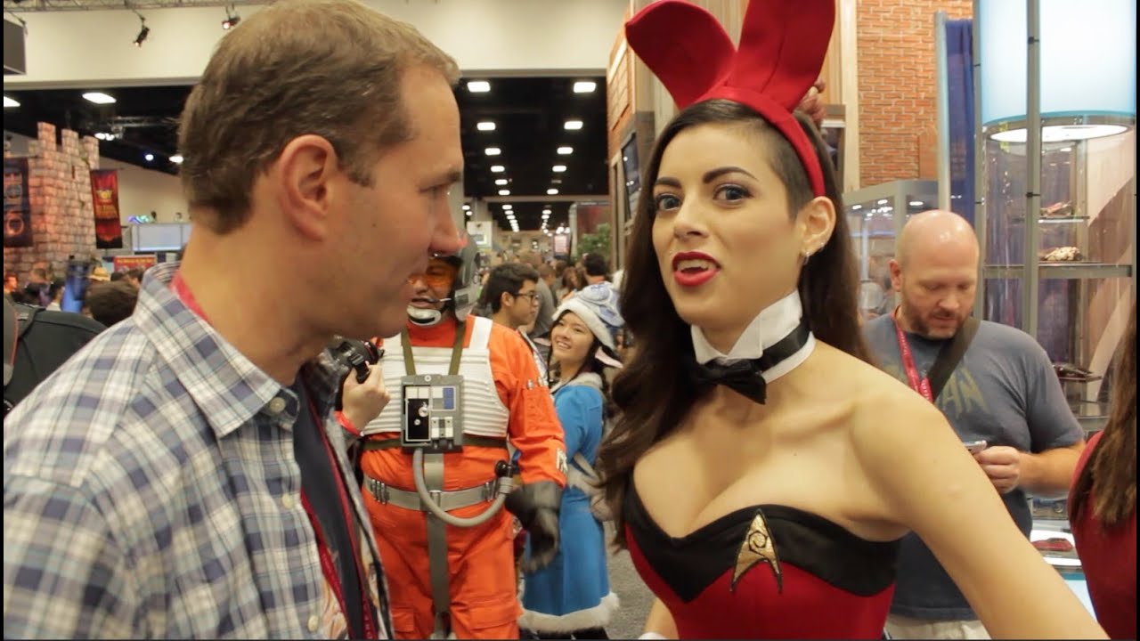 LeeAnna Vamp Cosplay Comic-Con 2017 (Full Interview) - YouTube