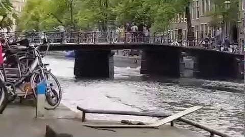 Samuel L Jackson stunt double crashes into pedalo on Amsterdam canal