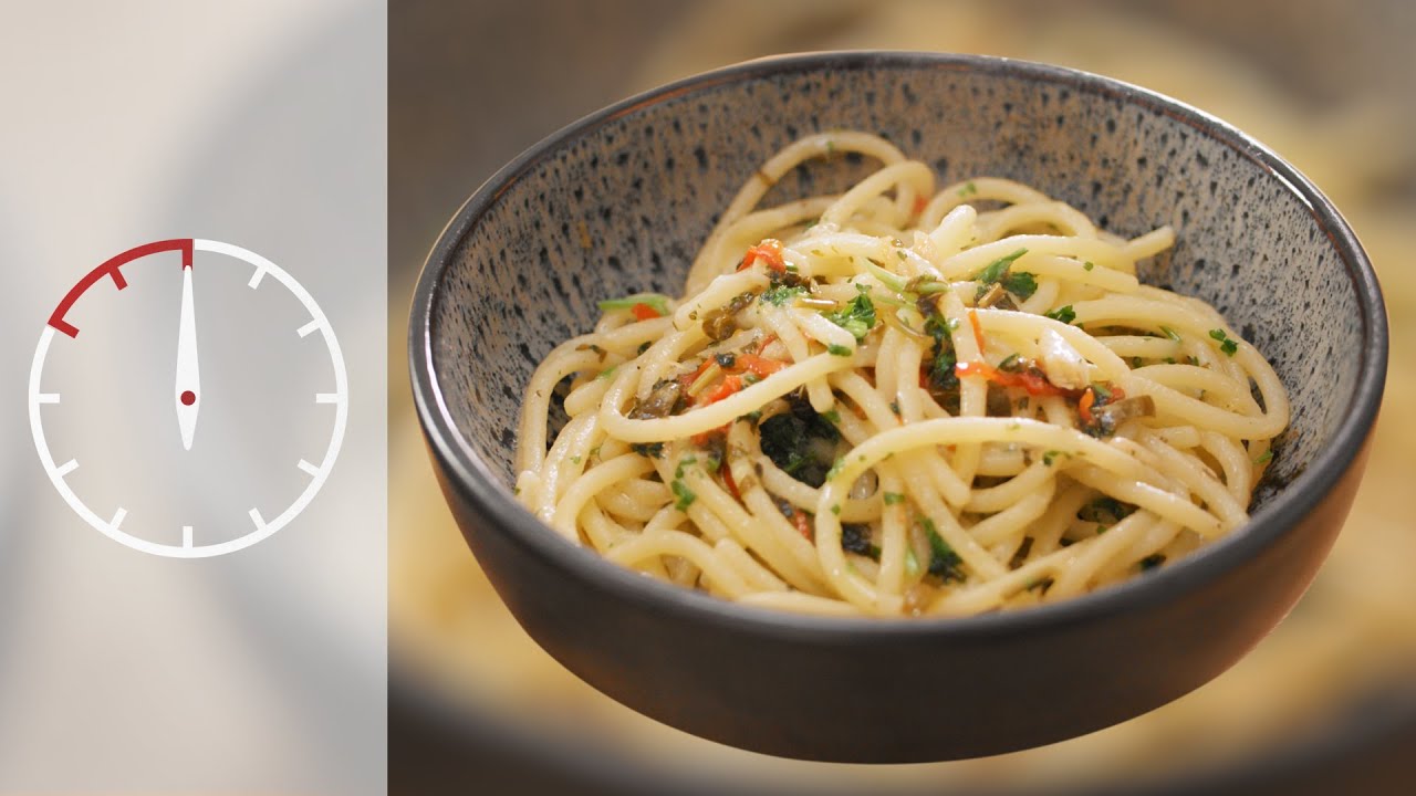 Spaghetti aglio e olio / Lecker und schnell / Essen fertig in 10 Minuten #17