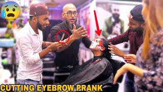 Cutting Eyebrow Prank On Girls - Saloon Prank Mouz Prank