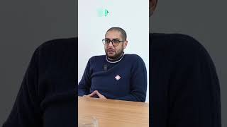 Il va apprendre à coder avec l'IA en 10 semaines. Voici ce qu'il en dit.